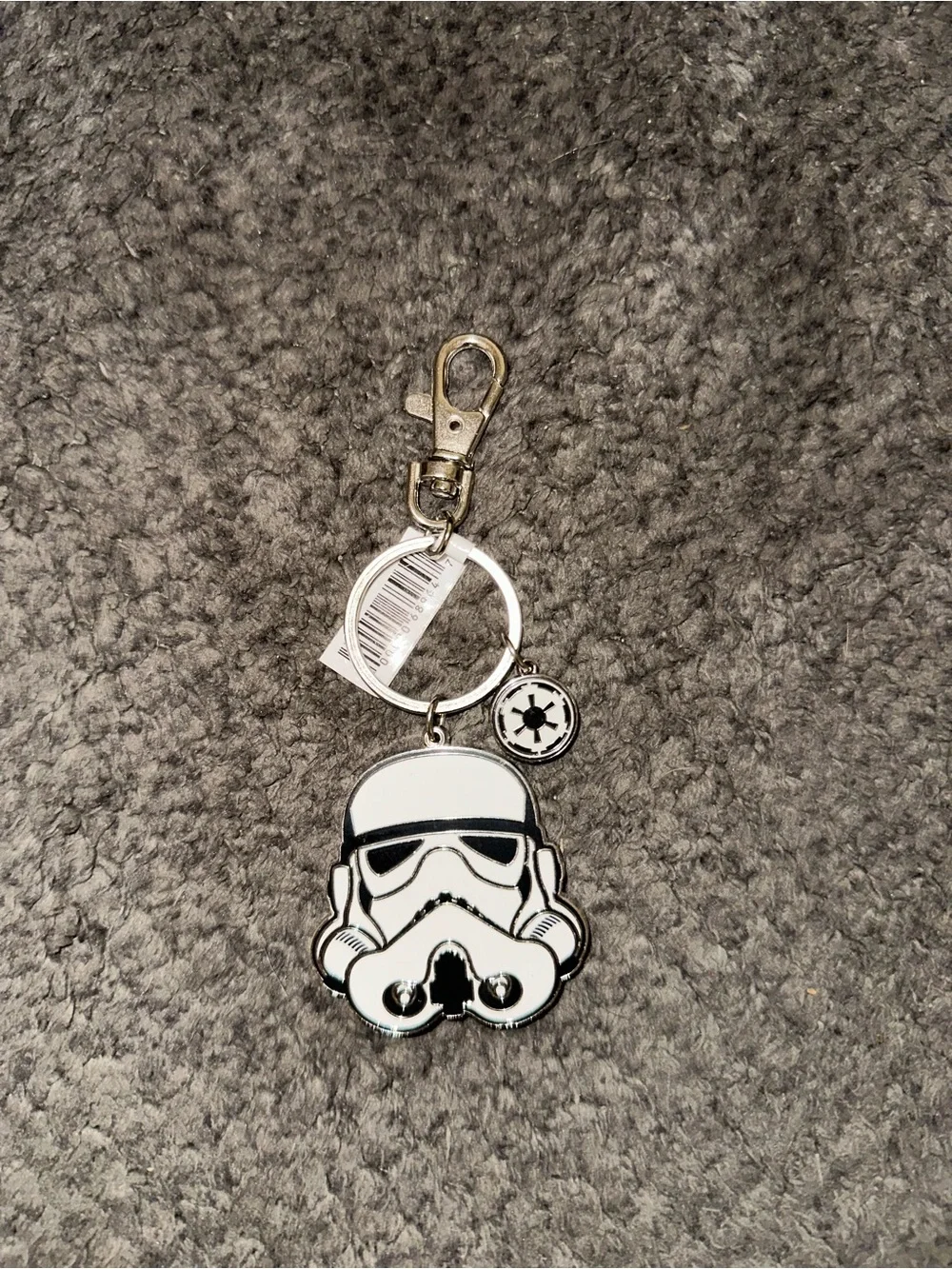 Stormtrooper Helmet Keychain - White & Black Star Wars Charm